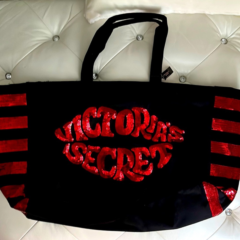 Victoria’s Secret Weekender Tote